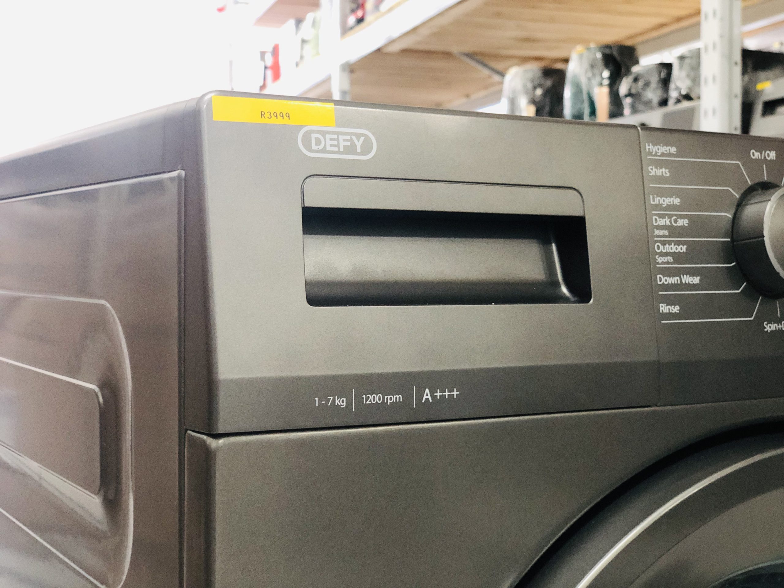 7kg defy Daw384 front loader washing machine Appliance & Furniture King