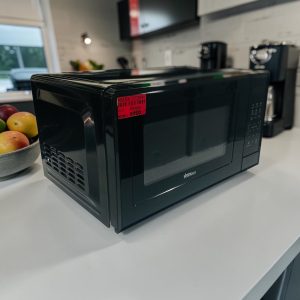 20L Istar IS-V20AP black digital microwave