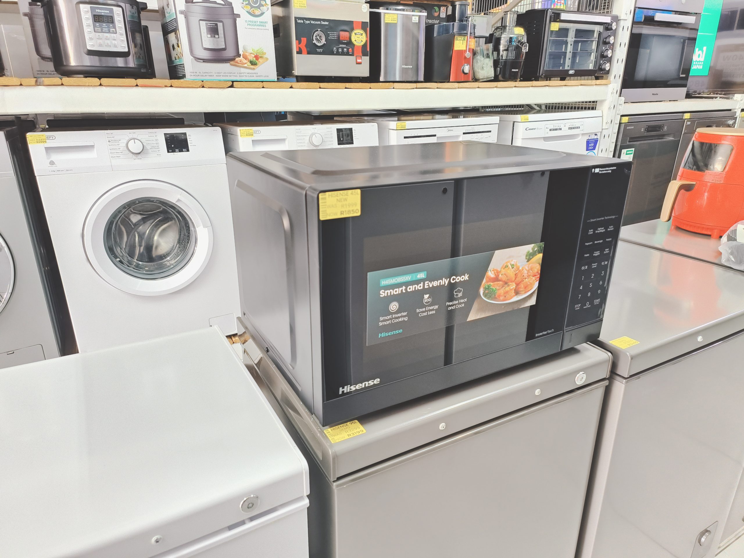 HISENSE 45L H45MOBS5XV INVERTER MICROWAVE - Image 2