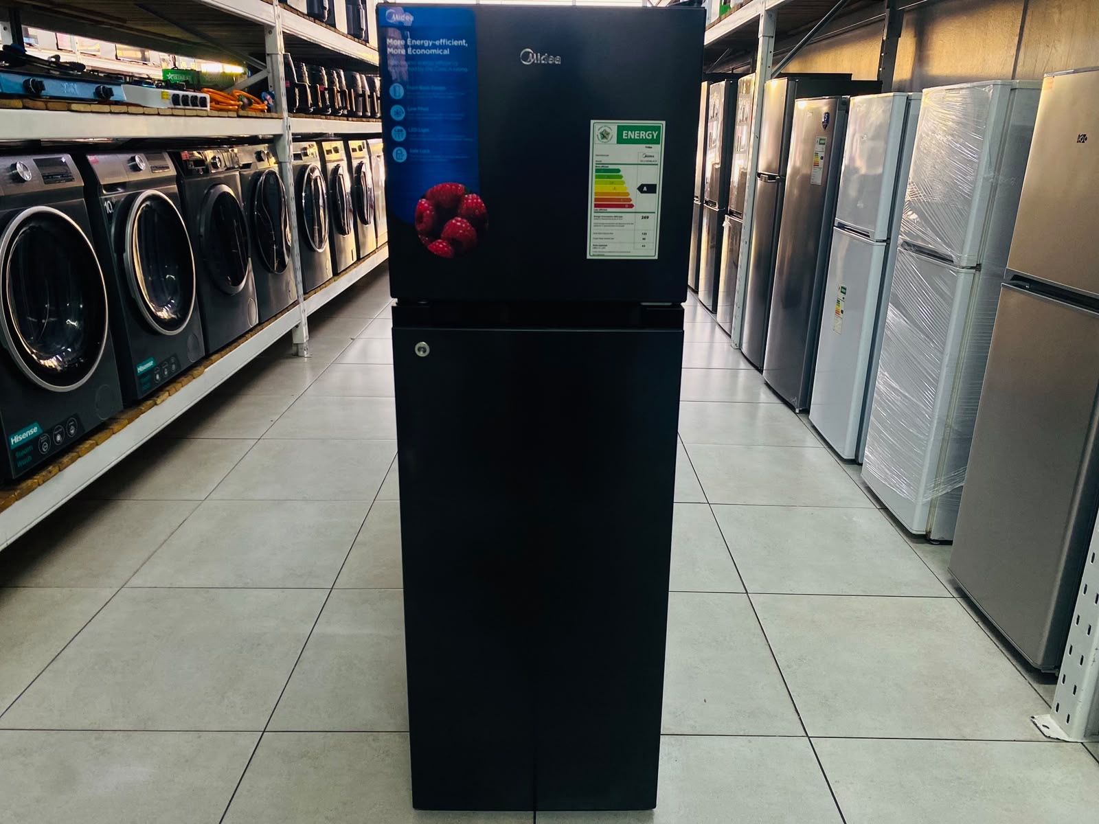 173L MIDEA TOP FREEZER FRIDGE HD-216FNBLACK - Image 2